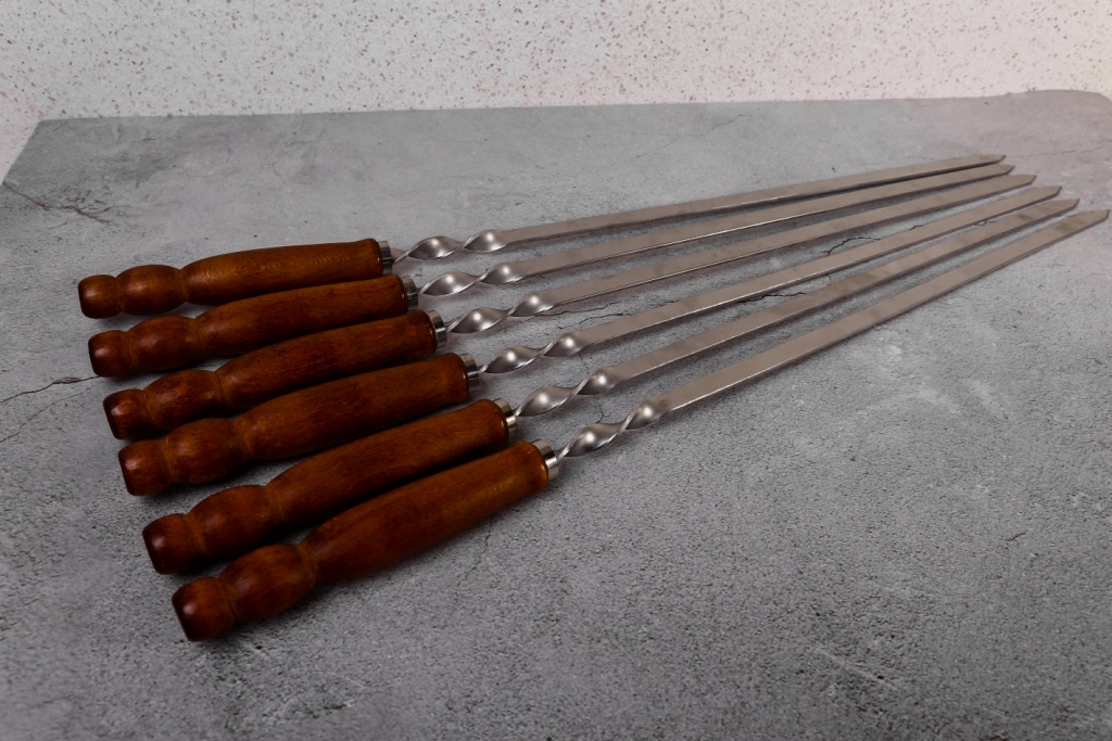 Фото №1 Skewer with wooden handle 640*12*3.0 mm  TM WS